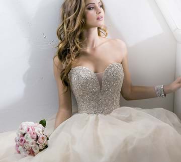 Thiết kế website bán váy cưới