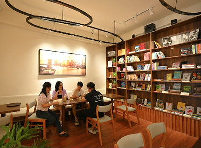 mô hình quán cafe sách