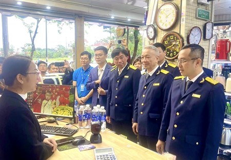 Sapo hỗ trợ cài đặt phần mềm giúp hộ kinh doanh chuyển đổi chính sách kê khai thuế mới ở Nghệ An