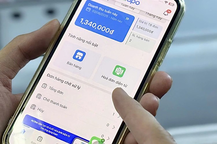 Điện thoại giúp hộ kinh doanh dễ dàng xuất hóa đơn điện tử