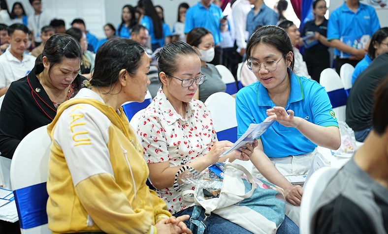 Hóa đơn điện tử, AI và đa kênh là yếu tố sống còn của kinh doanh năm 2026