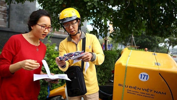 Cách gửi giấy tờ qua bưu điện và những điều cần làm khi bị thất lạc đơn hàng