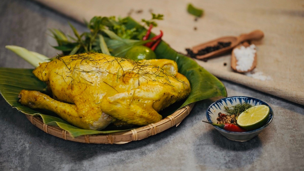 Cách làm gà ủ muối hoa tiêu ngon "hết nước chấm" ngay tại nhà