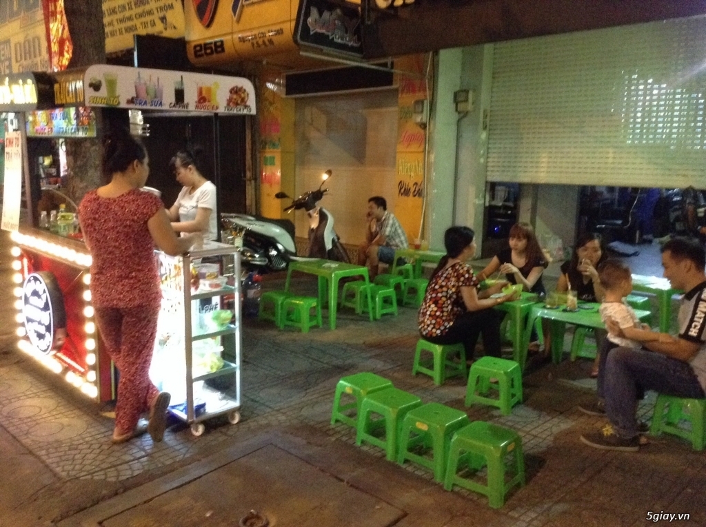 Hốt bạc mỗi ngày nhờ món nghề kinh doanh trà sữa vỉa hè