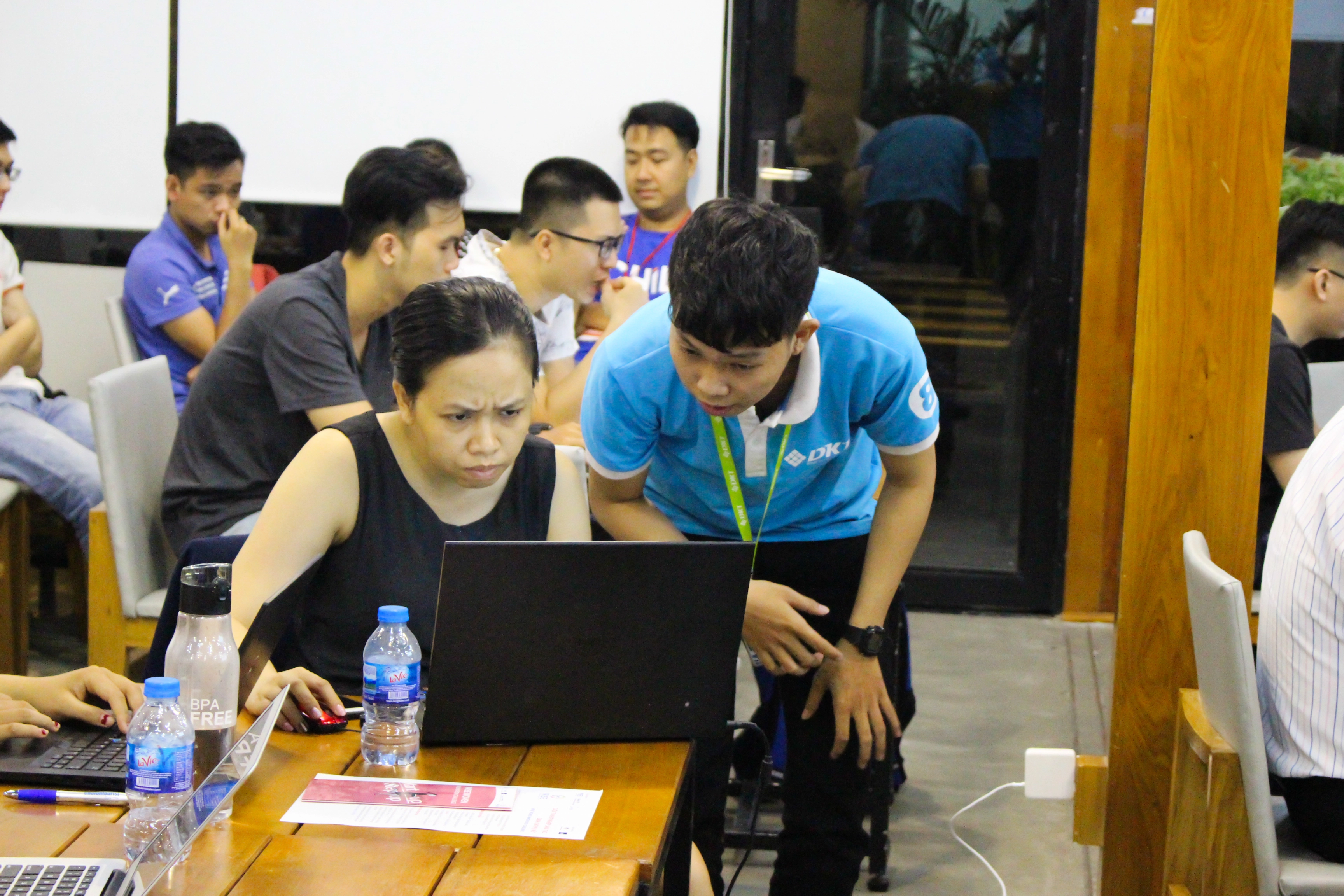 Gần 30 chủ shop tham gia workshop Xây dựng Web Và Landing Page để tạo Omnichannel