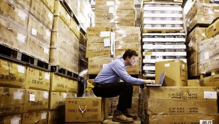 Hàng tồn kho là gì? Cách quản lý tồn kho hiệu quả cho cửa hàng bán lẻ