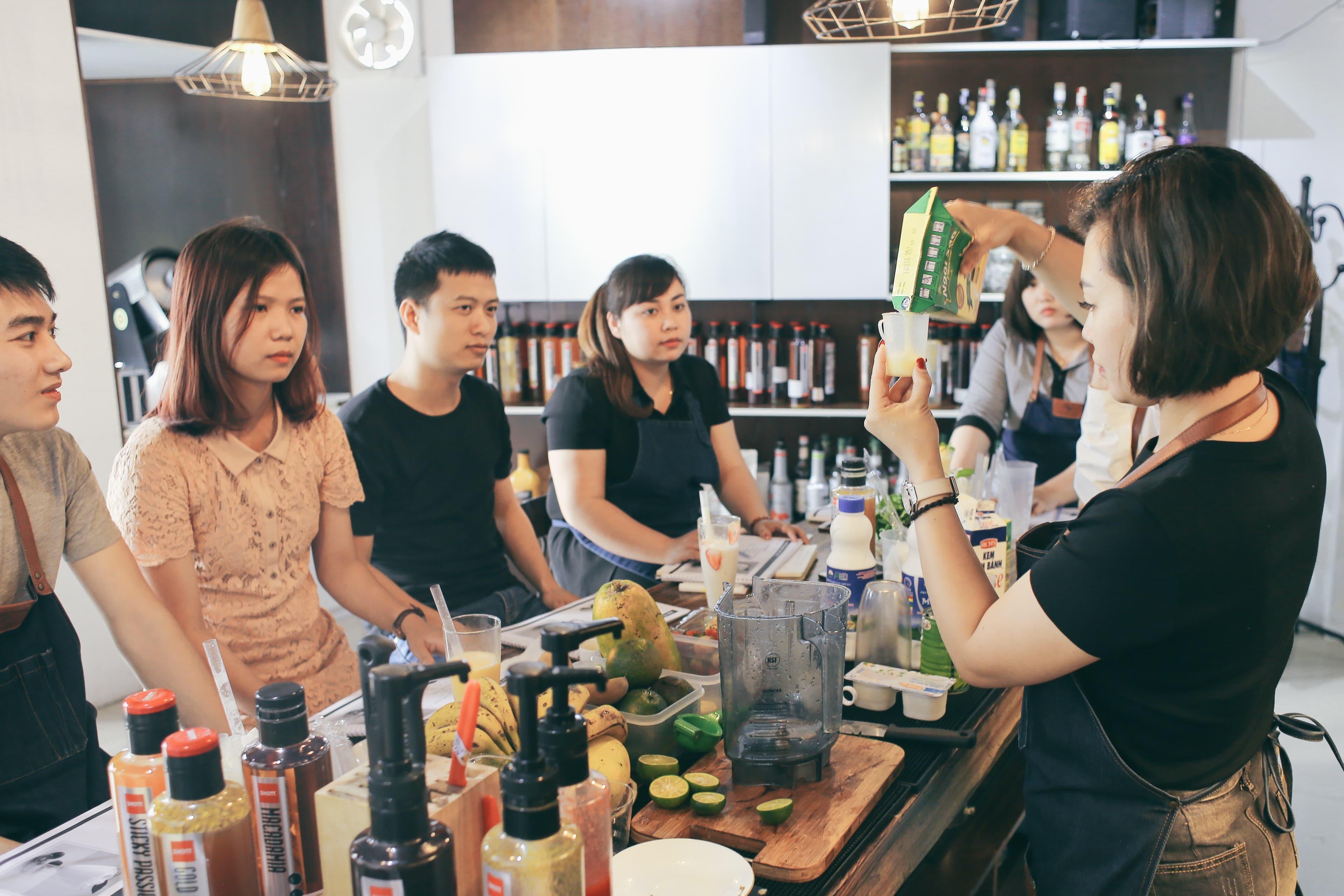 Top 12 địa chỉ học pha chế đồ uống tốt nhất tại Hà Nội & TP.HCM