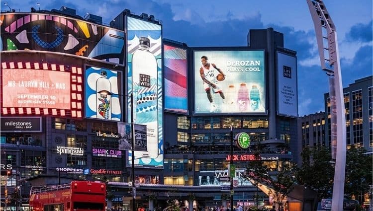 OOH là gì? Liệu OOH advertising có còn là xu hướng quảng cáo hiện nay?