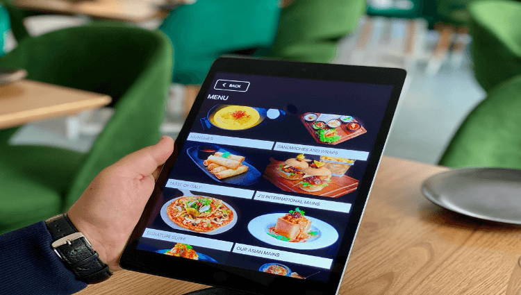 Menu điện tử là gì? Tại sao nhà hàng, quán cafe nên sử dụng menu điện tử