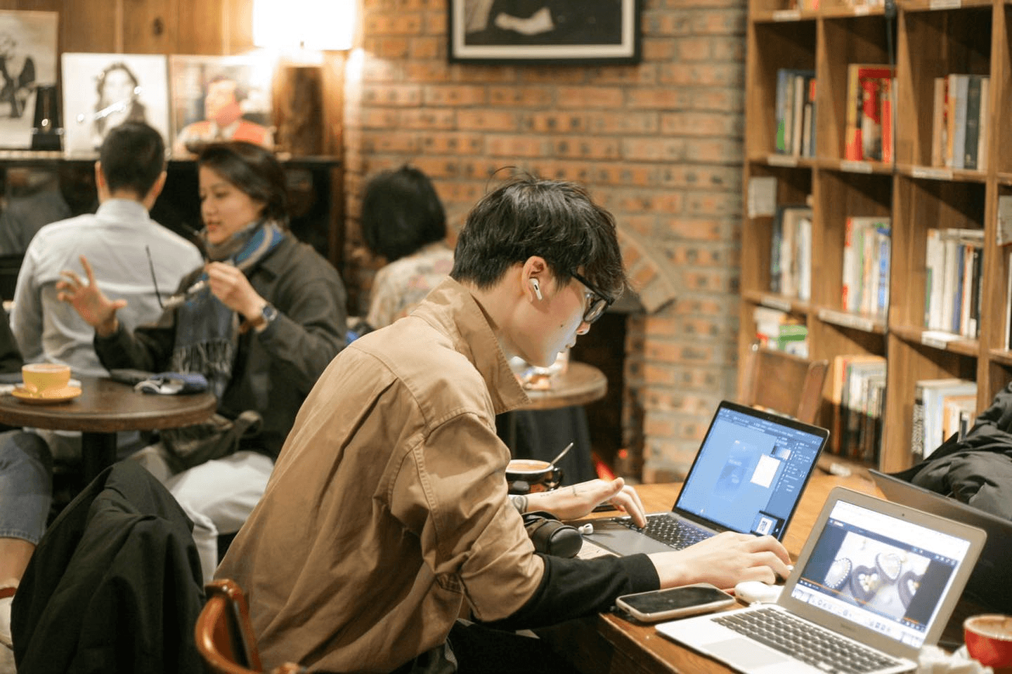 Top 5 quán cafe yên tĩnh để làm việc, học bài tại Hà Nội