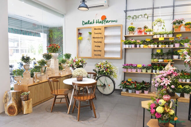 Thiết kế shop hoa tươi đẹp - Bí quyết giúp việc kinh doanh hoa tươi thành công
